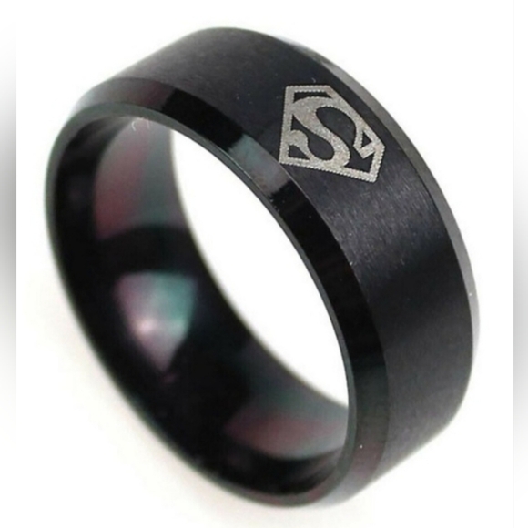 Stainless Steel Superman Ring Size 8 - Picture 1 of 2